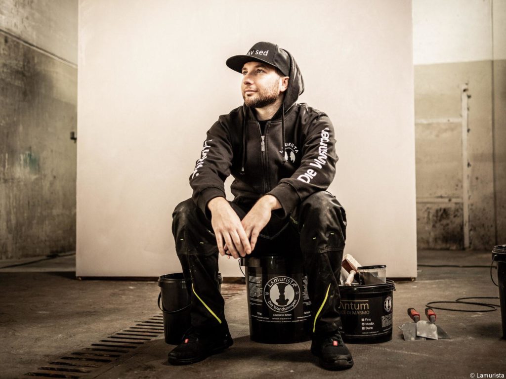 Wandsinnig: Edle Räume statt Mainstream-Anstrich gibt es bei Malermeister Alexander