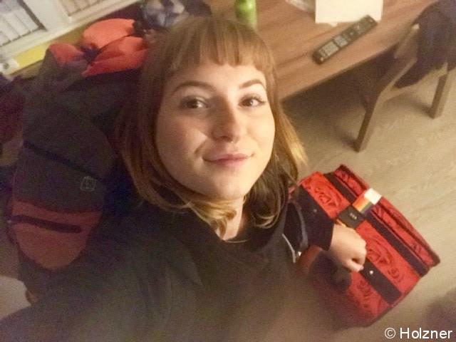 Friseurin Anna schnuppert den Duft der weiten Welt