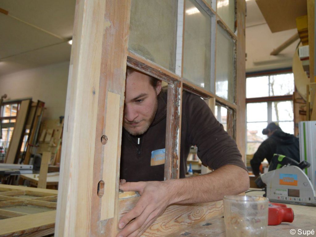 Schreiner Ben: Erfolg in Holz