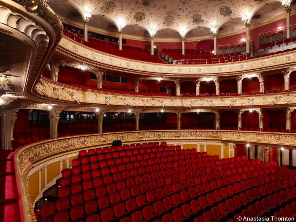 Raumausstatter Ausbildung : Lernen in der Schweiz