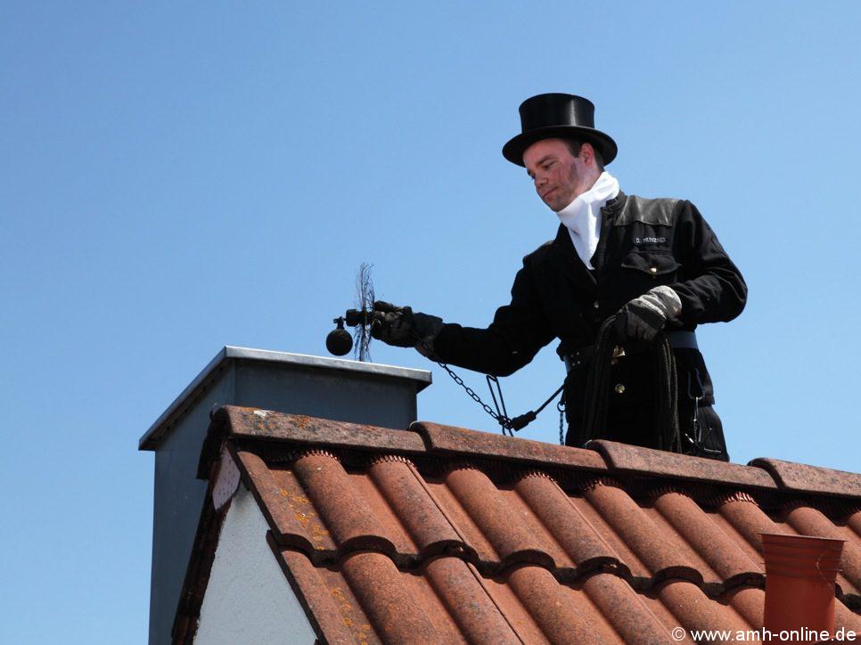 Internationaler Tag des Glücks: Fünf Fragen an einen Glücksbringer