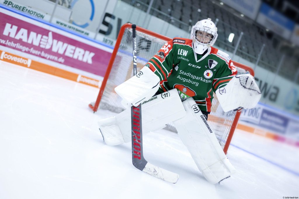 Sport und Handwerk: Eishockeytorwart wird Schreiner